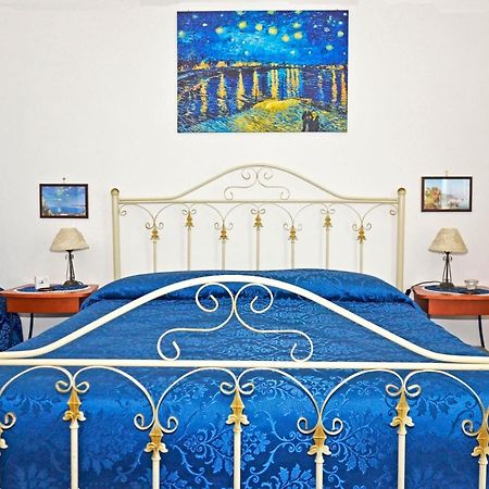 Bed & Breakfast A Castel Capuano Naples Extérieur photo