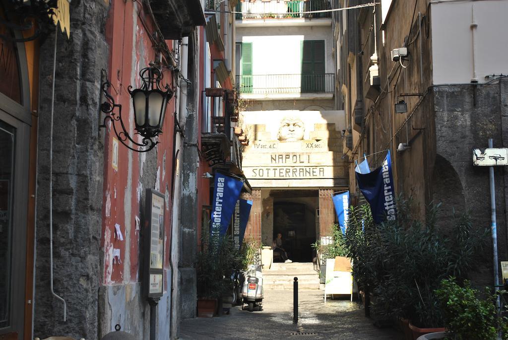 Bed & Breakfast A Castel Capuano Naples Extérieur photo