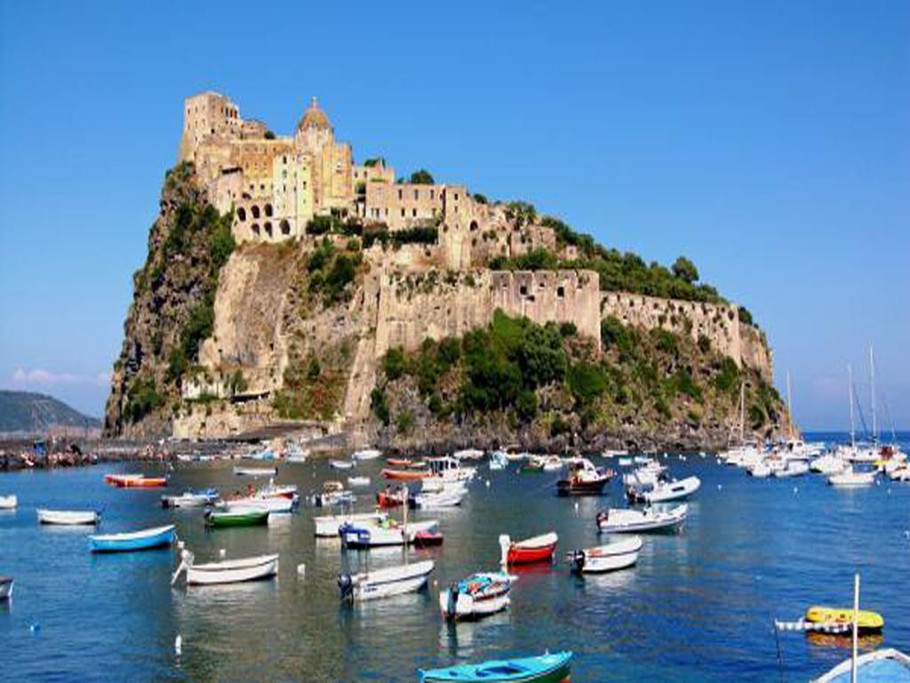 Bed & Breakfast A Castel Capuano Naples Extérieur photo