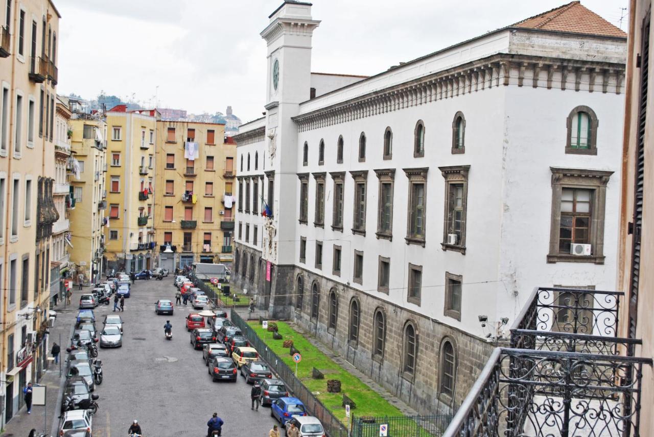 Bed & Breakfast A Castel Capuano Naples Extérieur photo