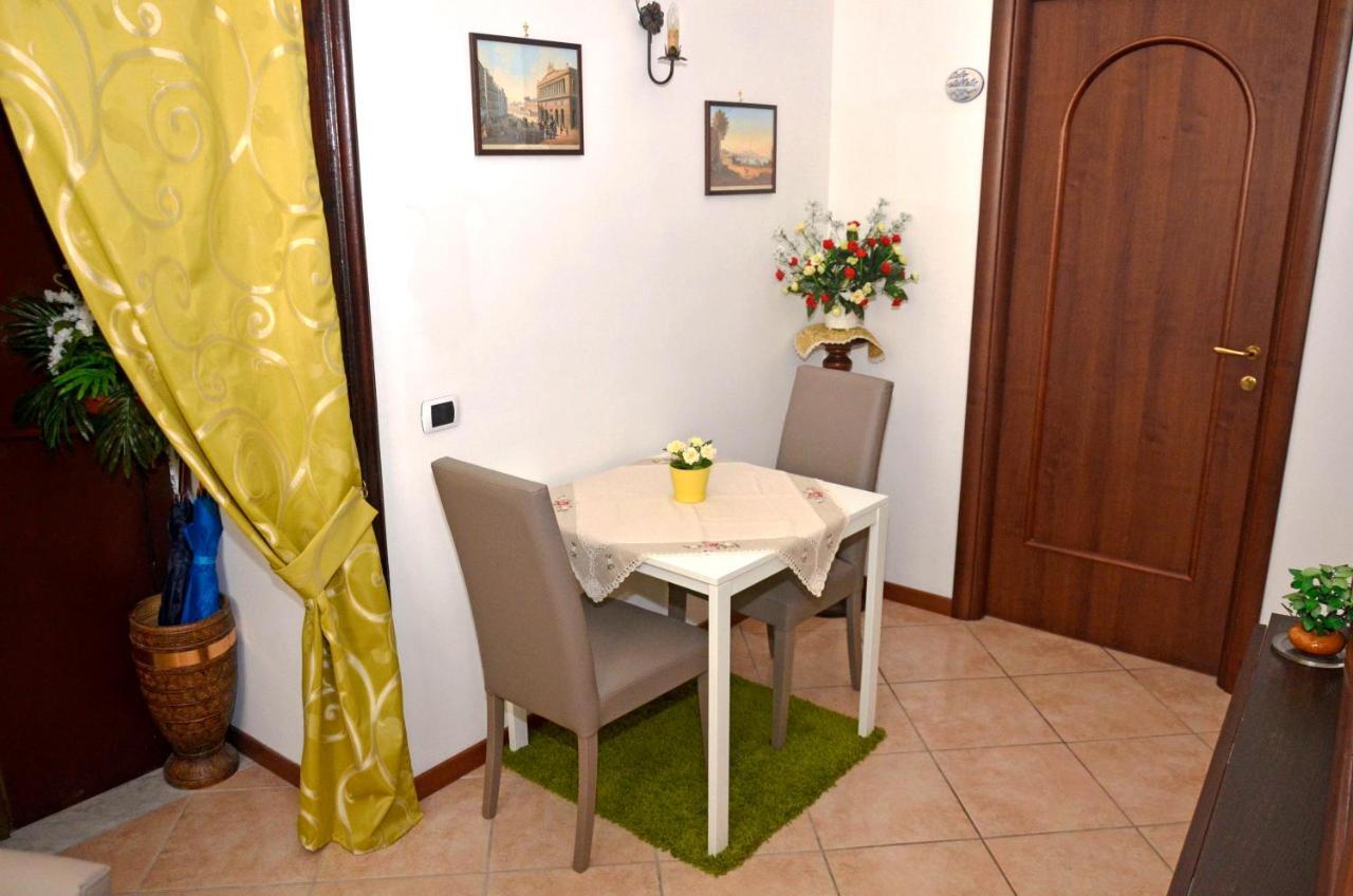 Bed & Breakfast A Castel Capuano Naples Extérieur photo