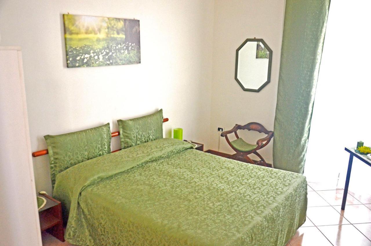 Bed & Breakfast A Castel Capuano Naples Extérieur photo